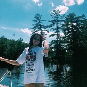 Meet your Posher, Maya